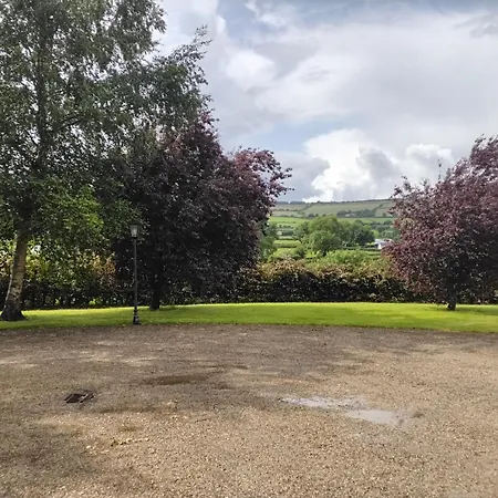 Проживание в семье Gleann View House Килкенни